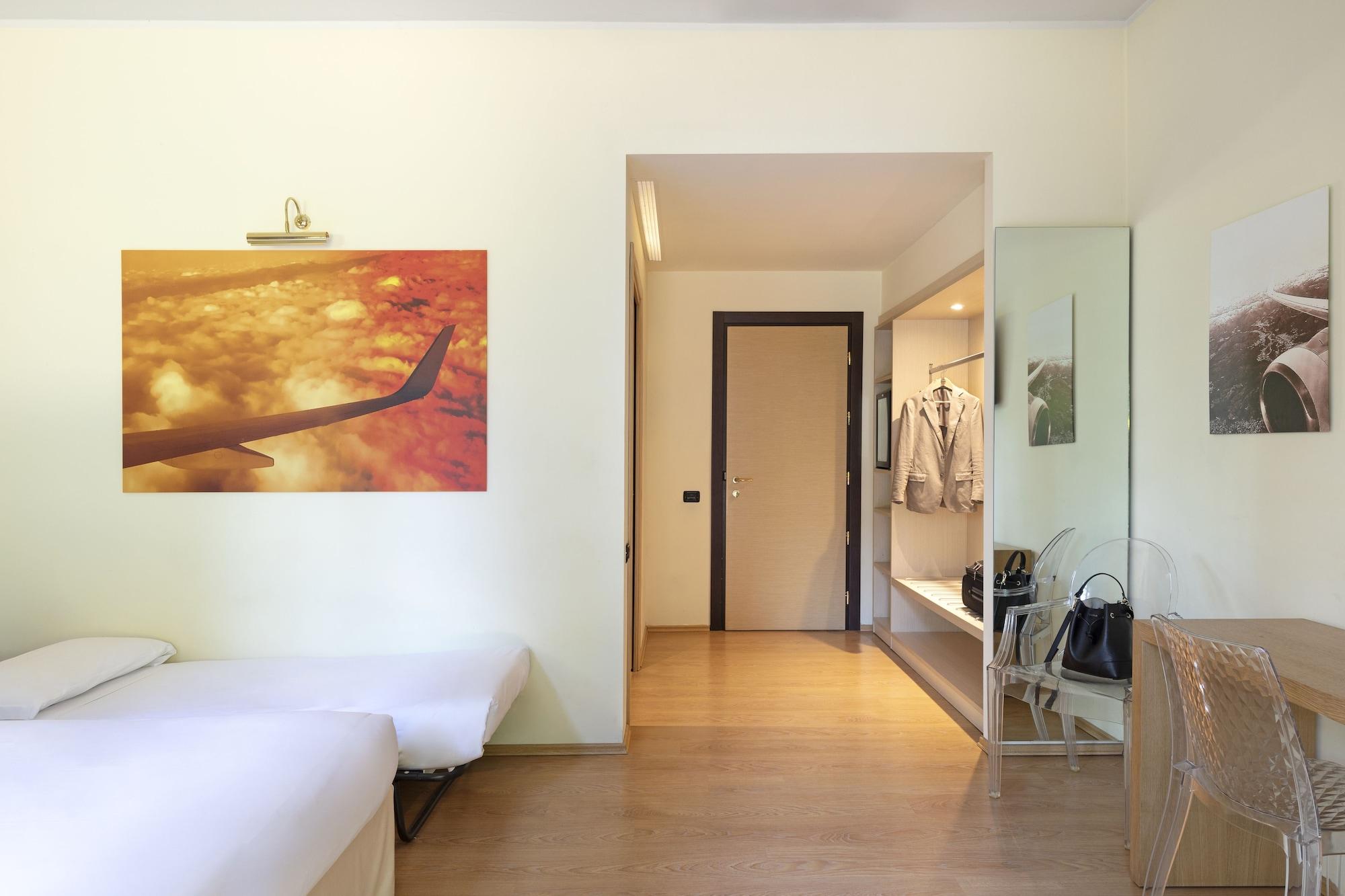 B&B Hotel Malpensa Lago Maggiore Vergiate Eksteriør bilde