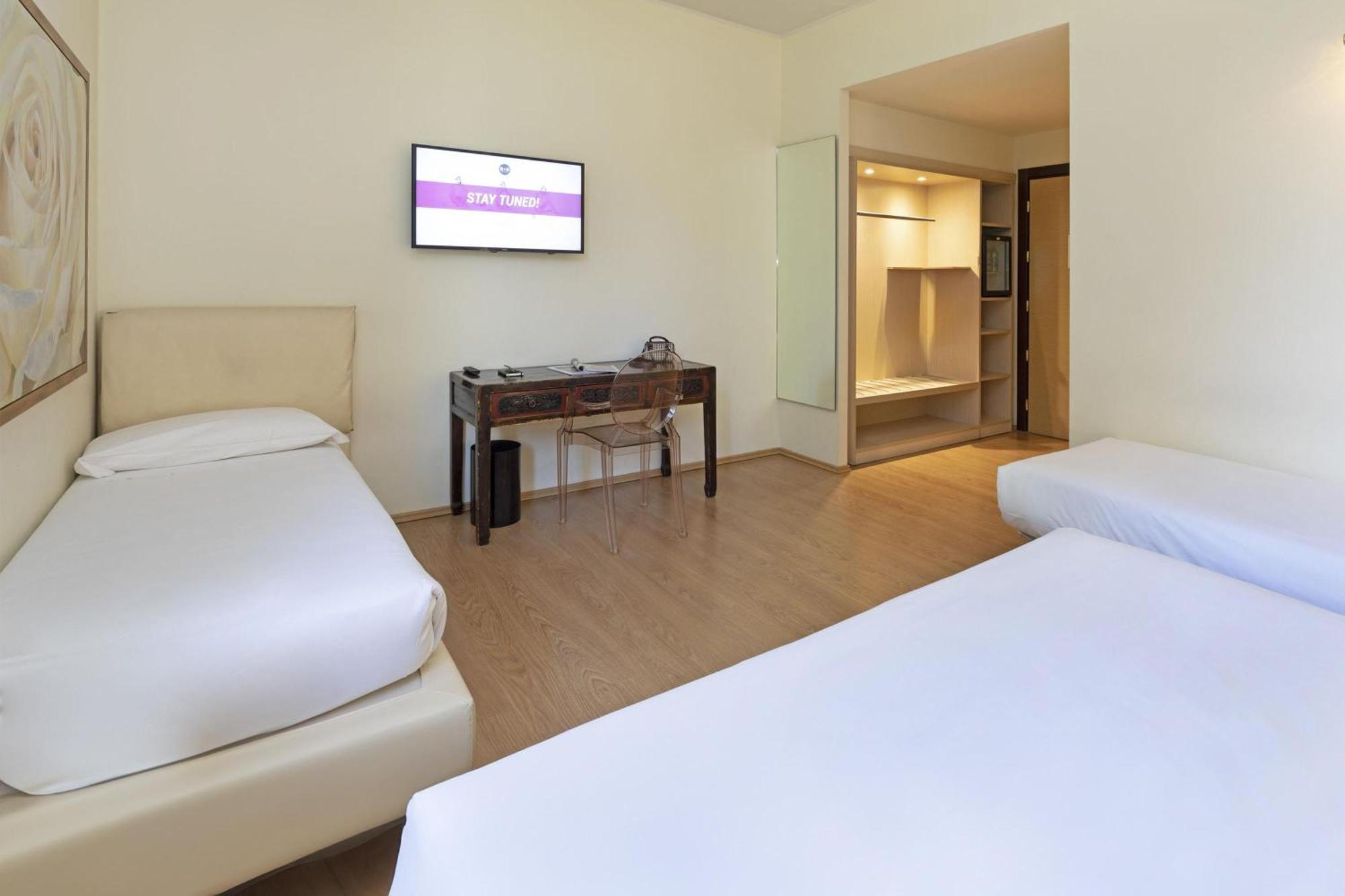 B&B Hotel Malpensa Lago Maggiore Vergiate Eksteriør bilde