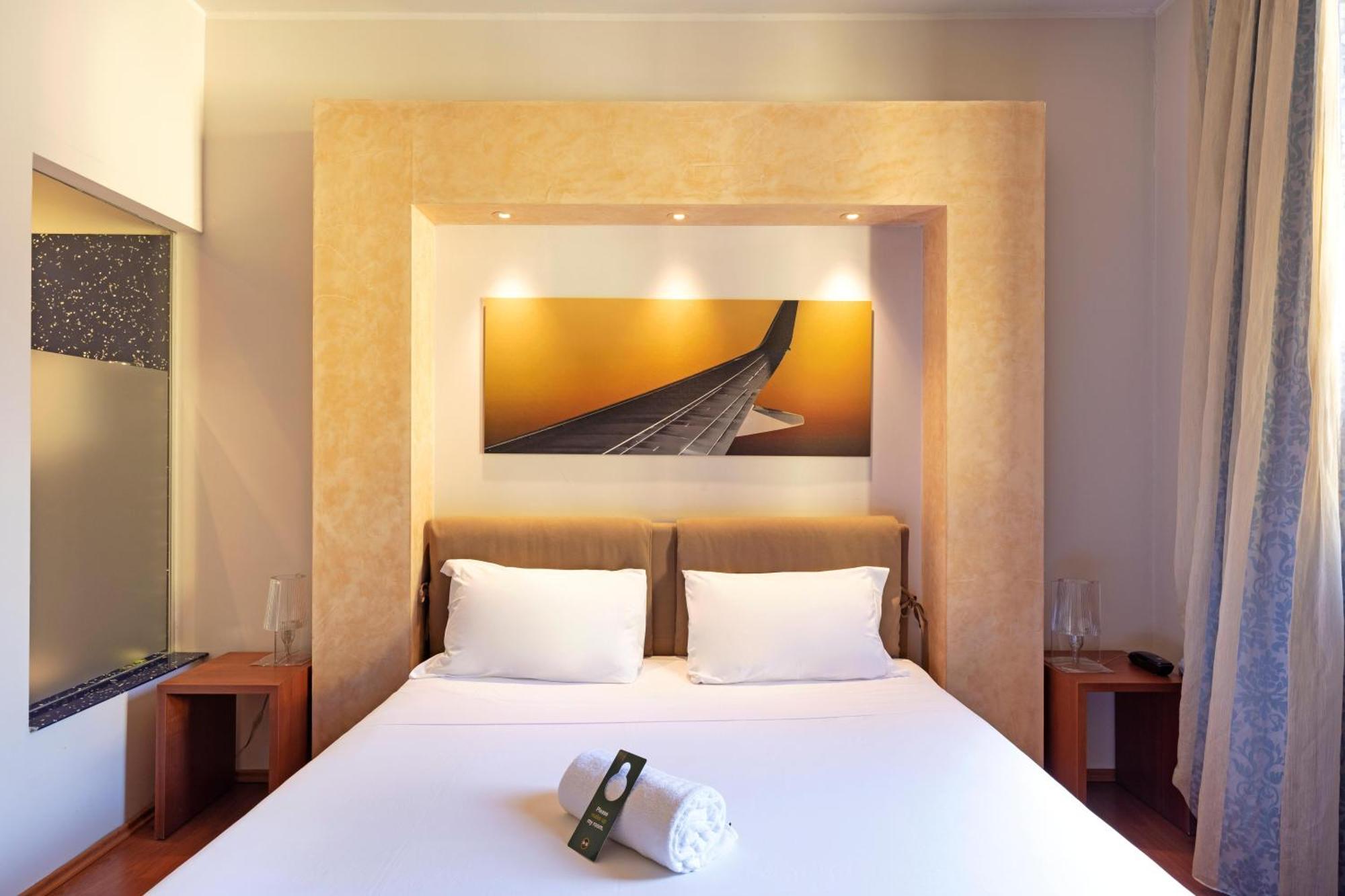 B&B Hotel Malpensa Lago Maggiore Vergiate Eksteriør bilde