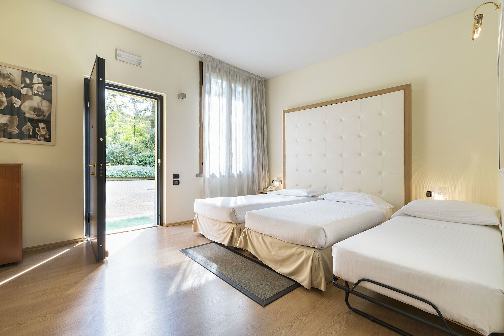 B&B Hotel Malpensa Lago Maggiore Vergiate Eksteriør bilde